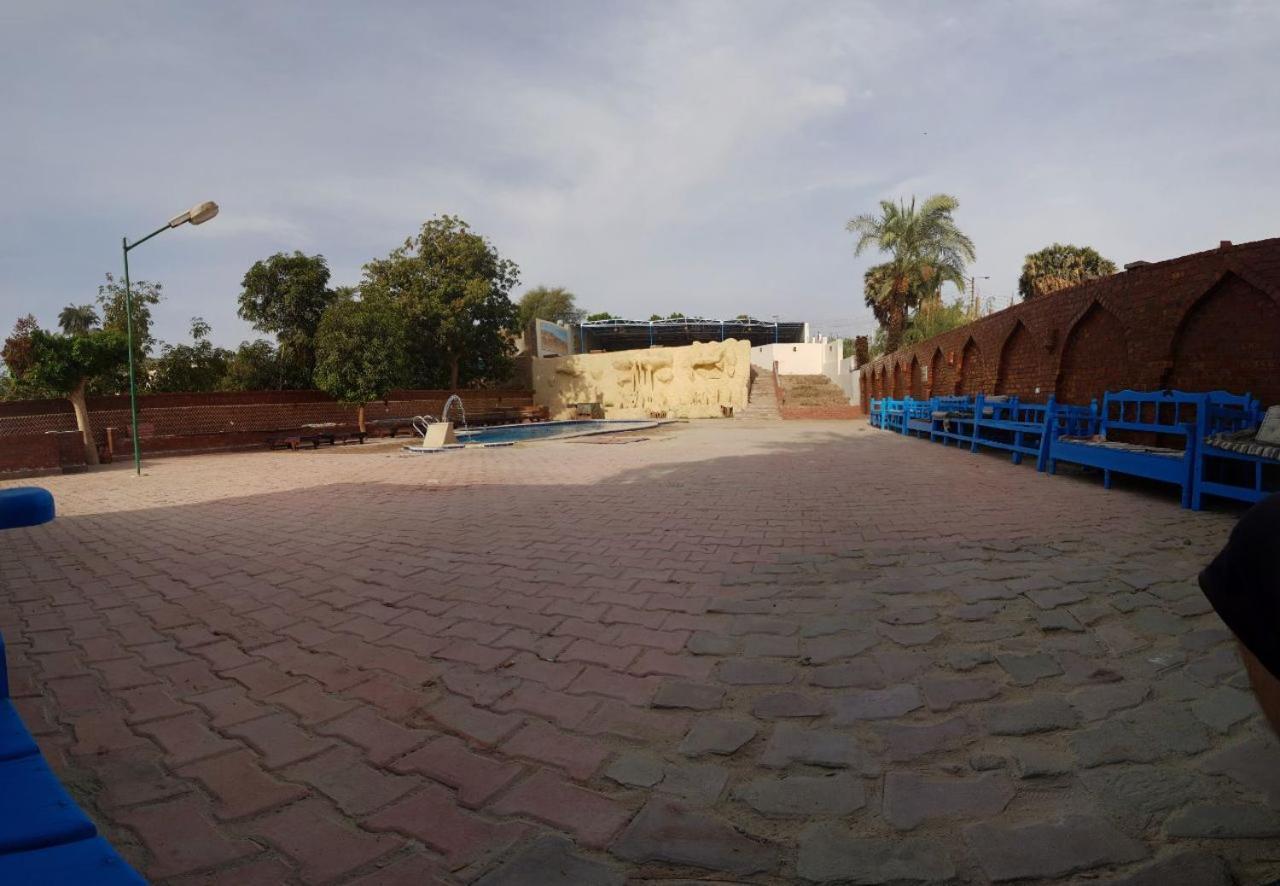 Al Baeirat Hotel Луксор Екстериор снимка